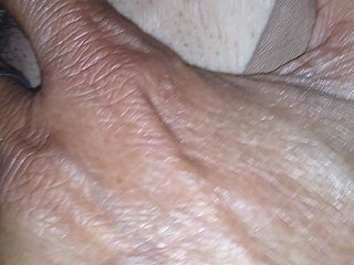Drenched primo piano figa sesso underbrush il suono figa