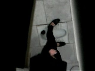 Perempuan iranian Kencing