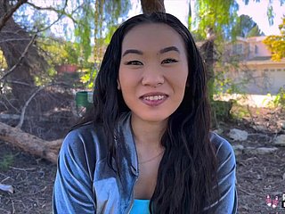 Asian teen likes showing herself outdoors!