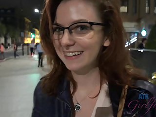 vacances chaud avec votre diminutive amie Emma Evins à Londres