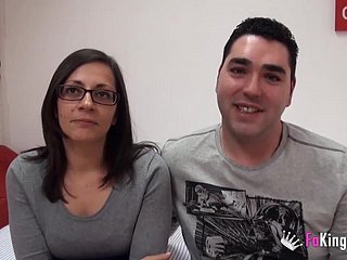 Si sono incontrati su Internet. Oggi scopano per noi