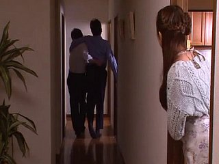 Slutty लड़की बनाने उसके आकाओं 'डिक पर ले जाता उसे कई कमशॉट्स ले